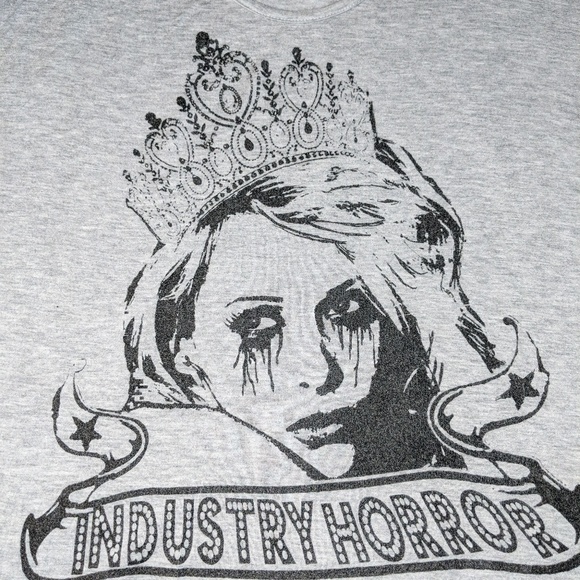 💎 Industry Horror Tee NWOT - Picture 2 of 3
